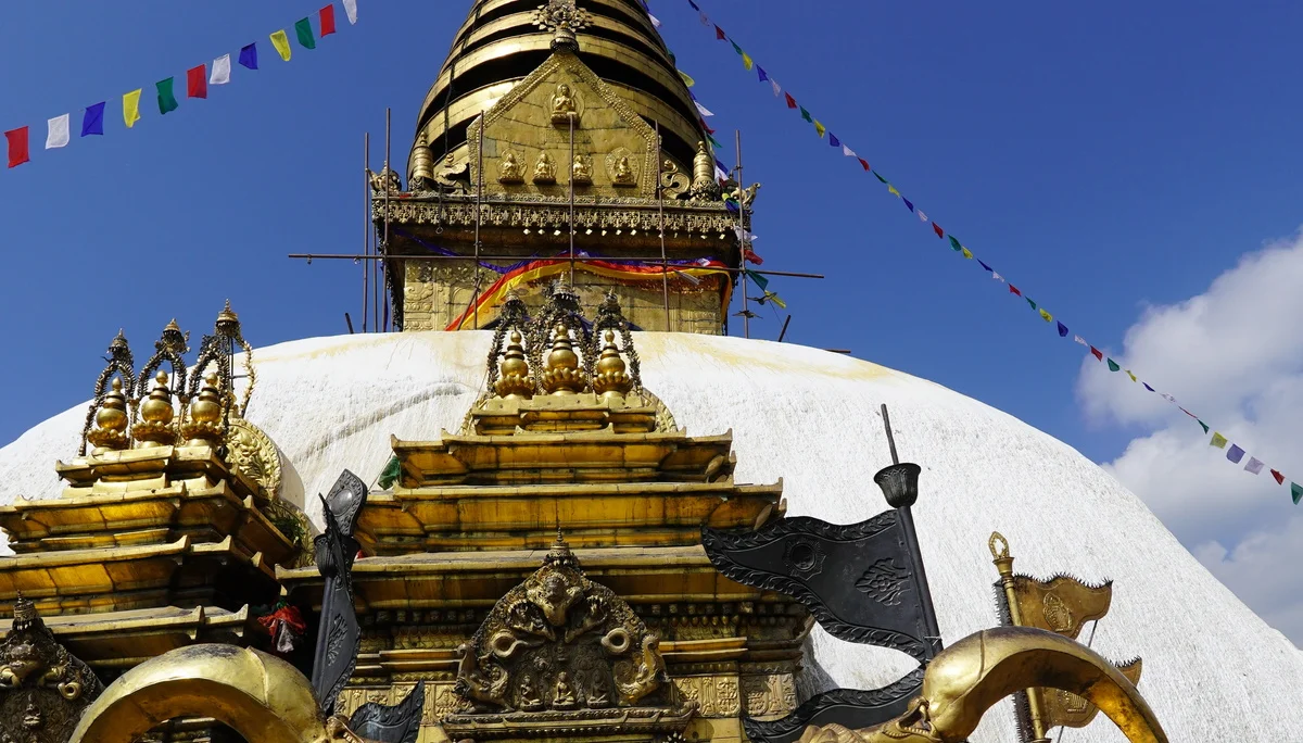 Besuch der Stupa von Swayambhunath | © DAV-LU / Axel Petermann